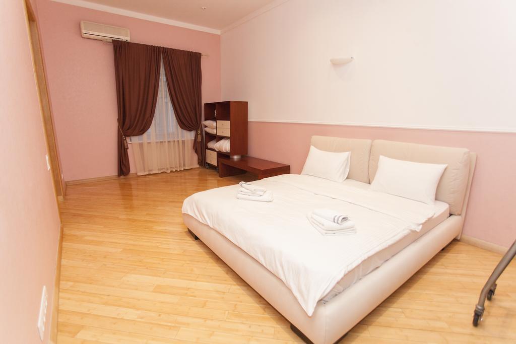 Apartment On Sumskaya No Smoking Kharkiv Exterior photo