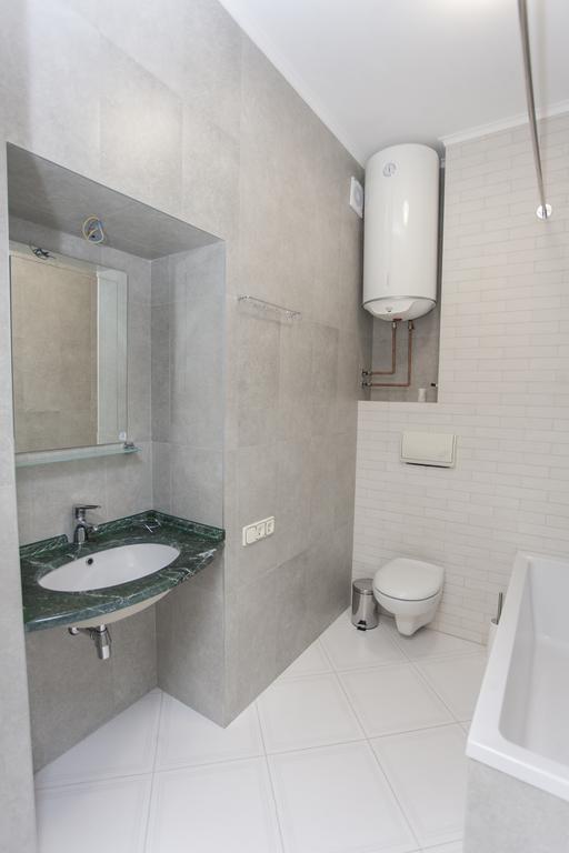 Apartment On Sumskaya No Smoking Kharkiv Exterior photo