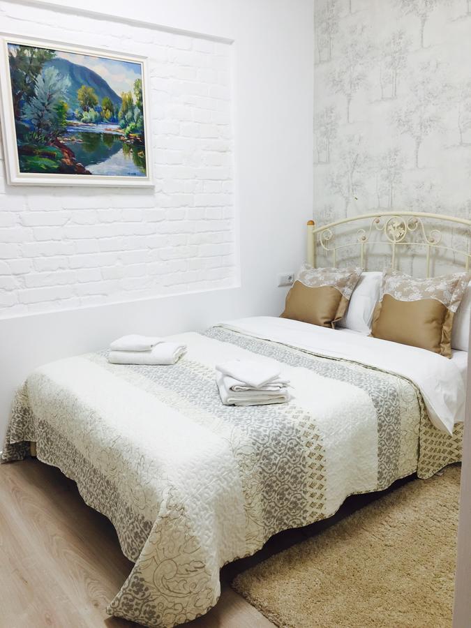 Apartment On Sumskaya No Smoking Kharkiv Exterior photo